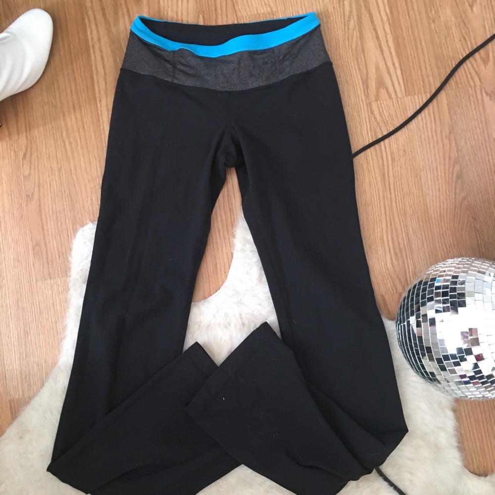 Lululemon groove pants striped waistband